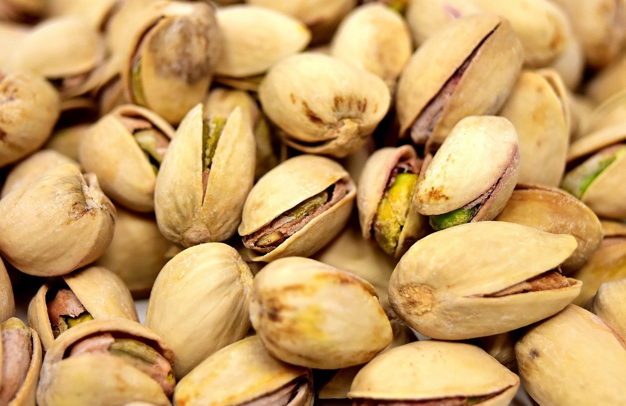 pistachios, meal, yummy, nibble, snack, kernels, food, shell, green, salty, nuts, grains, eat food, consumption, pistachios, pistachios, pistachios, nuts, nuts, nuts, nuts, nuts